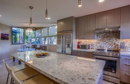 Del Mar House | 2 Connected Homes Walking Distance to the Beach and Track: The Surf & Turf in Del Mar