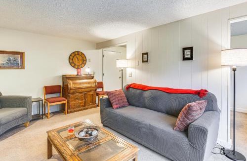 Southeast Eugene House | 2 Mi to University of Oregon: Pet-Friendly Abode