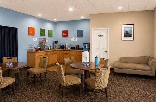 Marston Apartment | 2 Queen Beds| Non-Smoking