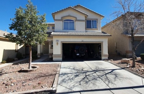 Rhodes Ranch House | 2 Сomfortable Rooms in a Cozy 4-bedroom House