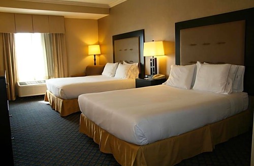 San Pablo Hotel | 2-Star Hotel ∙ Holiday Inn Express San Pablo - Richmond Area, an IHG Hotel