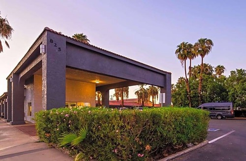 Blythe Hotel | 2-Star Hotel ∙ SureStay Hotel by Best Western Blythe