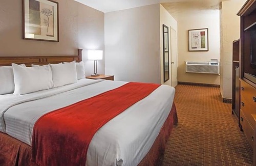 Blythe Hotel | 2-Star Hotel ∙ SureStay Hotel by Best Western Blythe