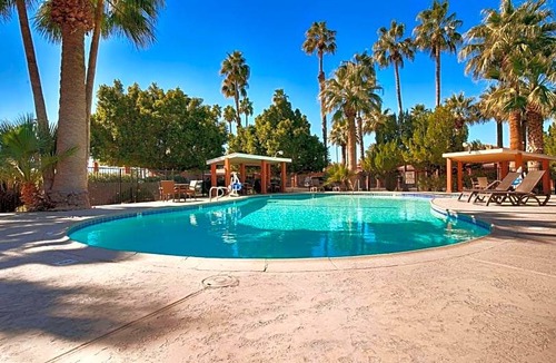 Blythe Hotel | 2-Star Hotel ∙ SureStay Hotel by Best Western Blythe