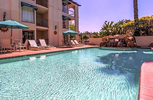 Arroyo Grande Hotel | 2-Star Hotel ∙ Best Western Casa Grande Inn