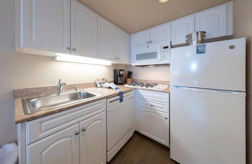 Townsite Hotel | 2 Units w/Balcony | Kitchen | Walk to the Beach