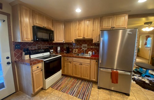 Santa Margarita House | 20 minutes from Carrizo Plain National Monument. Twisselman's Cactus Casa