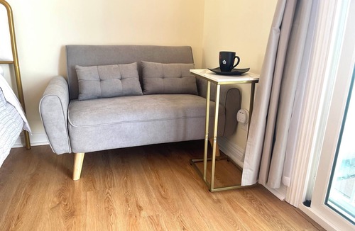 Santa Ana Heights House | 20% off Charming Master bedroom,private access bathroom,patio. Near Disneyland
