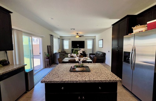 Victorville House | 2022 Newly built home in Victorville CA, 2 beds 2.5 baths