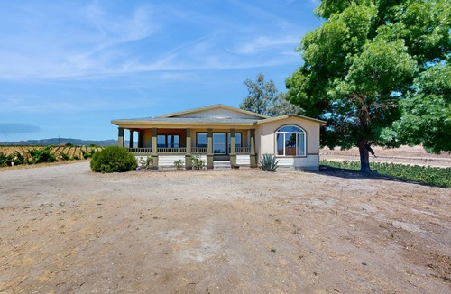 Paso Robles House | 227 m² House ∙ 3 bedrooms ∙ 9 guests