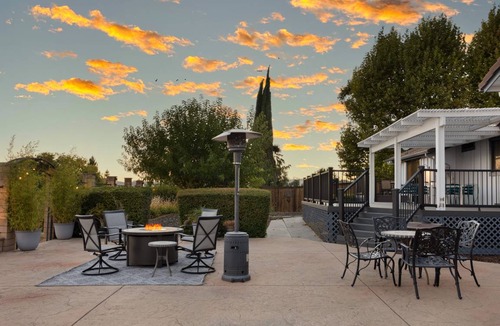 Paso Robles House | 229 m² House ∙ 3 bedrooms ∙ 6 guests