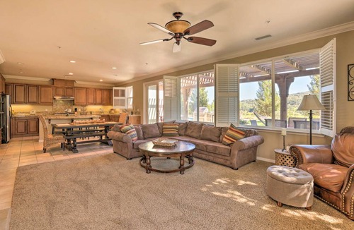 Templeton House | 232 m² House ∙ 4 bedrooms ∙ 6 guests
