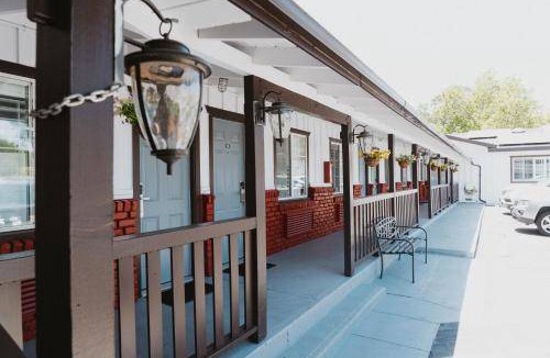 Paso Robles Hotel | 24 m² Motel ∙ 8 guests