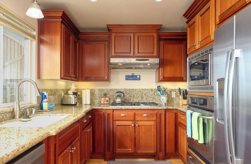 Downtown House | 271 Wadsworth: 2 BR, 1.5 BA Townhouse in Pismo Beach, Sleeps 6