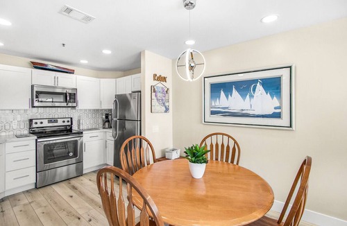 Avalon Condo | 2B | 2B Villa, 6-seat cart, panoramic ocean views, AC