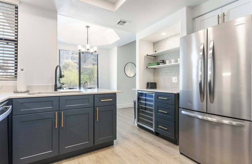 Desert Paradise Estates Apartment | 2BR CozySuites at Kierland Commons with pool #05