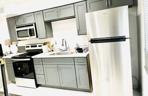Beverly Green Apartment | 2BRCondo,LasVegas,WalkToStrip,LVCC,STRIP,Book,sale,WiFi,pool,summer