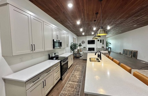 Montpelier Apartment | 3 bed 2 bath with Garage and open floor plan on 2nd story 20 mins from Bear Lake