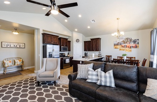 Sienna Hills House | 3 Bed/3.5 Bath | The Casitas | Close to Biking, Hiking and Adventure