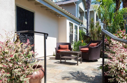 Beach Barber Tract House | 3 Bed La Jolla Beach House with Pool