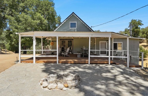 Paso Robles Ski Chalet | 3-bedroom Chalet in lovely Paso Robles near wineries