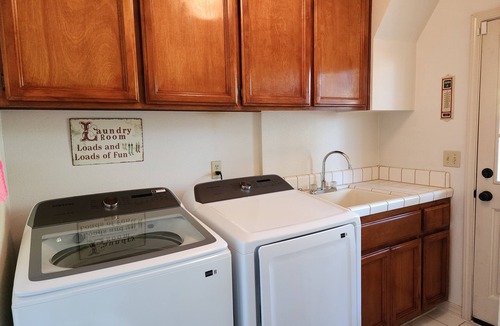 Pleasant Grove House | 3-bedroom house in charming Fair Oaks with solar pool. Enjoy your stay