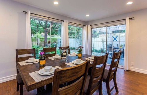 University Park House | 3-bedroom house in gorgeous Irvine with cool AC breeze