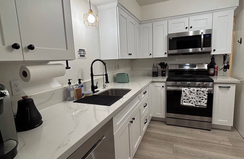 Glendora House | 3-bedroom house in lovely Glendora with cool AC breeze MAJOR INTERNATIONAL SPORTING EVENT & Family Friendly