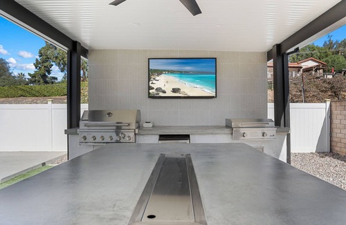 Charter Oak House | 3-bedroom house in peaceful neighborhood