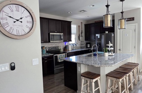 Gilbert House | 3-bedroom house in terrific Gilbert with cool AC for relaxing stay