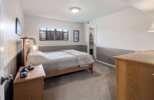 Happy Valley House | 3-bedroom house in Happy Valley with AC