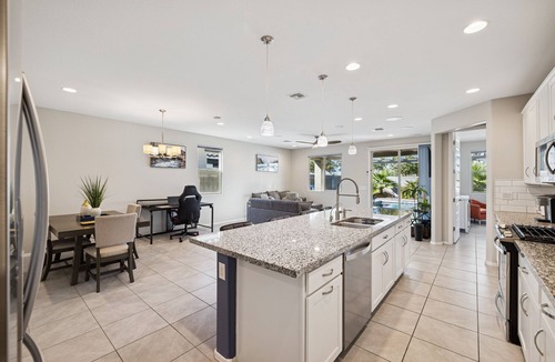 Morning Sun Farms House | 3-bedroom house in phenomenal San Tan Valley with gorgeous heated pool & hot tub