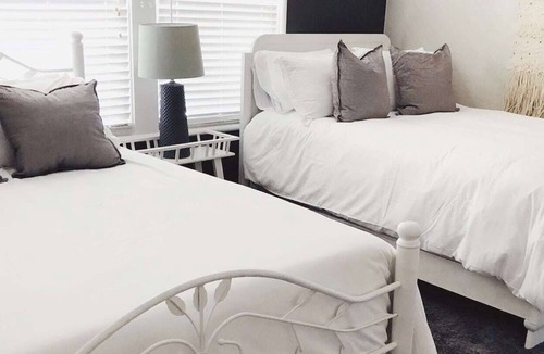 Lodi House | 3 Bedroom Retreat with Hot Tub near Downtown Lodi