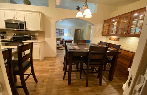 Lake Havasu City House | 3 Master Suites King Beds Jacuzzi Pool + Casita Yard RV Boat parking Firept Pets