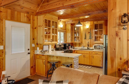 Dorrington Cabin | 3 Mi to Big Trees State Park: Cabin w/Scenic Deck