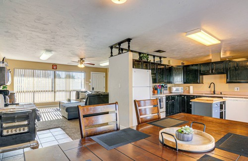 Page Cottage | 3 Mi to Glen Canyon Dam: Home w/Fenced Yard