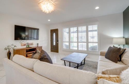 Cox Heights House | 3 Mi to Old Town: Modern Oasis, Game Room + Pool