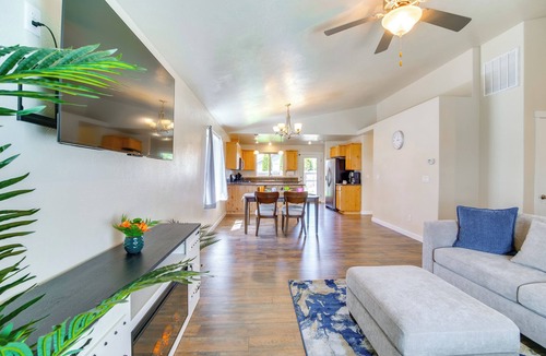 Grants Pass Cottage | 3 Mi to Riverside Park: Grants Pass Getaway!