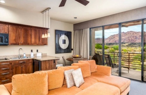 Ivins Villa | 3 Relaxing Desert Rooms w/Blissful Wellness Ambiance - Adventure Filled Stay!