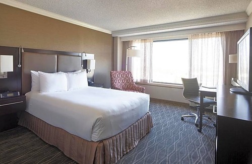 Milpitas Hotel | 3-Star Hotel ∙ Sonesta San Jose