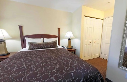 Rocklin Hotel | 3-Star Hotel ∙ Staybridge Suites Rocklin - Roseville Area, an IHG Hotel
