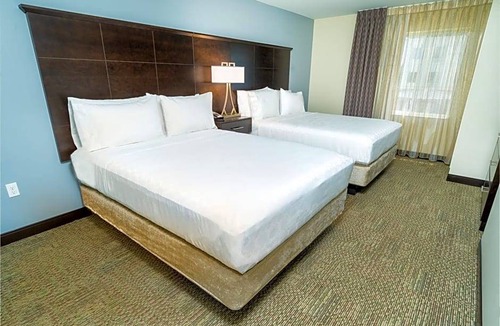 Newark Hotel | 3-Star Hotel ∙ Staybridge Suites - Newark - Fremont, an IHG Hotel