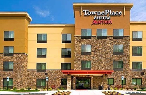 Greenacres Hotel | 3-Star Hotel ∙ TownePlace Suites by Marriott Bakersfield West