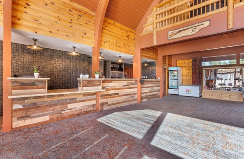 Kohls Ranch Apartment | 3 Units | Tranquil Mountain Stay with Outdoor Pool Near Scenic Rim Hiking