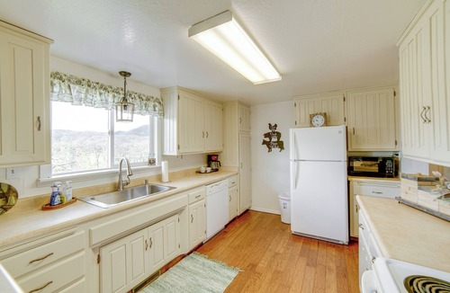 Upper Lake House | 30-Acre Witter Springs Ranch w/Barn & Views!
