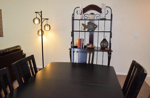 Downtown House | 303 Casa Bella
