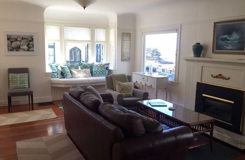 Pacific Grove House | 3118 Yellow House Main - Walk to the Aquarium!