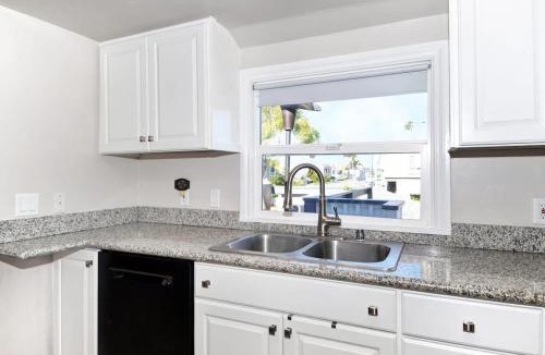 Balboa Peninsula House | 313 E bay A & B - Balboa Cottage with Bay Views from Deck