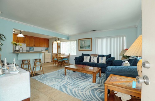 Downtown House | 331 San Luis Avenue: 2 BR, 1 BA Duplex in Pismo Beach, Sleeps 4