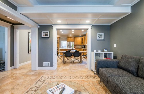 Horace Mann House | 350 · Quiet Victorian Bungalow in downtown San Jose